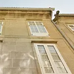 Residencia Universitaria Rey * 산티아고데콤포스텔라